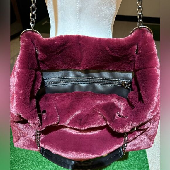 NWOT Chic Faux Rabbit Fur Large Shoulder Bag Purse Color Burgundy/ Red Wine - Picture 6 of 7